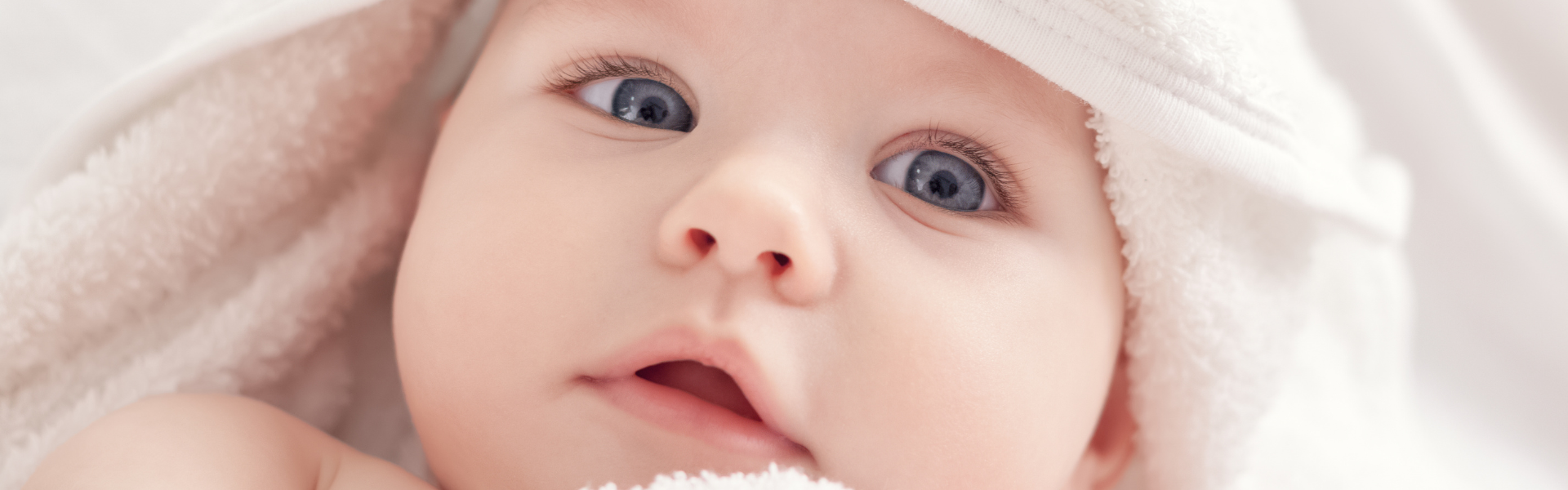 Comment faire le bain de bébé à la maison en toute confiance